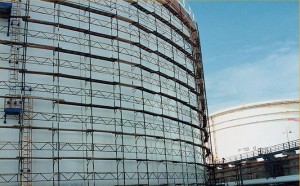 Scaffolding Pafili Cyprus - Large Scale Scaffolding System for Metalic Fuel Tank
