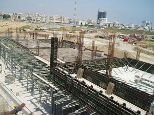 Scaffolding Pafili Cyprus - Complex Shoring System and Steel Formwork for Slab